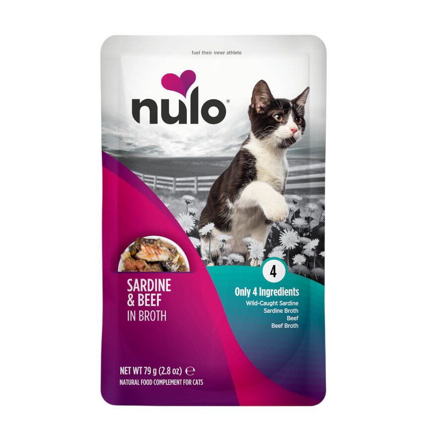 Nulo Sardina y Ternera en caldo sobres para gatos